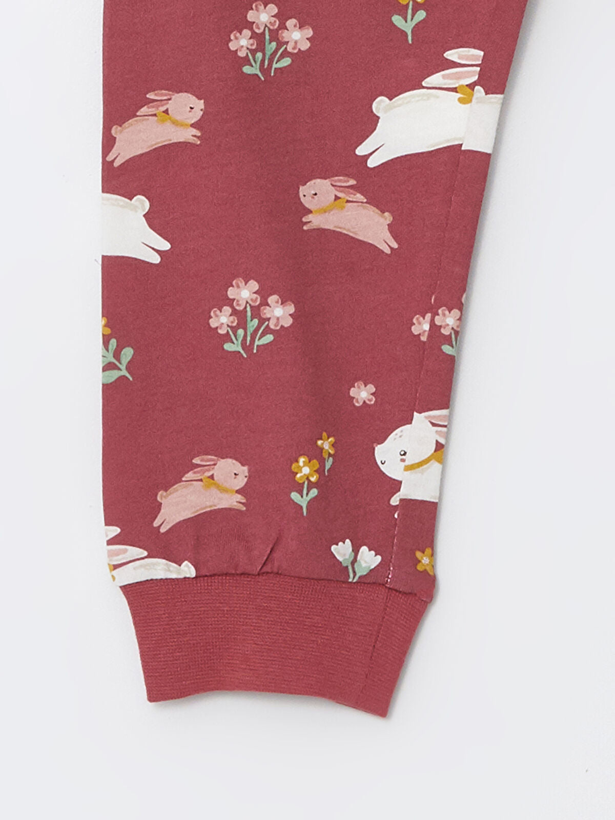 Cotton Baby Leggings in Mulberry Color with Rabbit print 