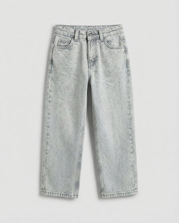 Boy's Light Wash Regular Fit Jeans